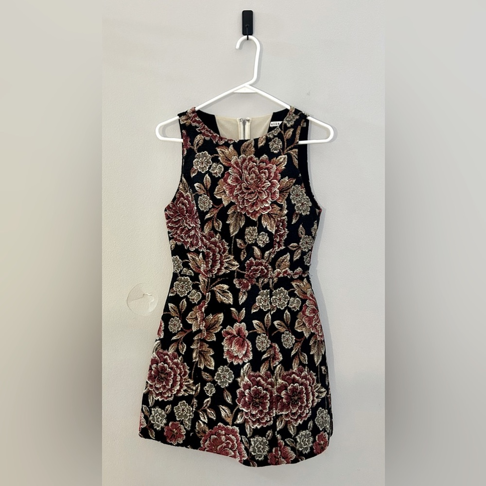Alice + Olivia Black Floral Metallic Tapestry A Line Dress | Size 4